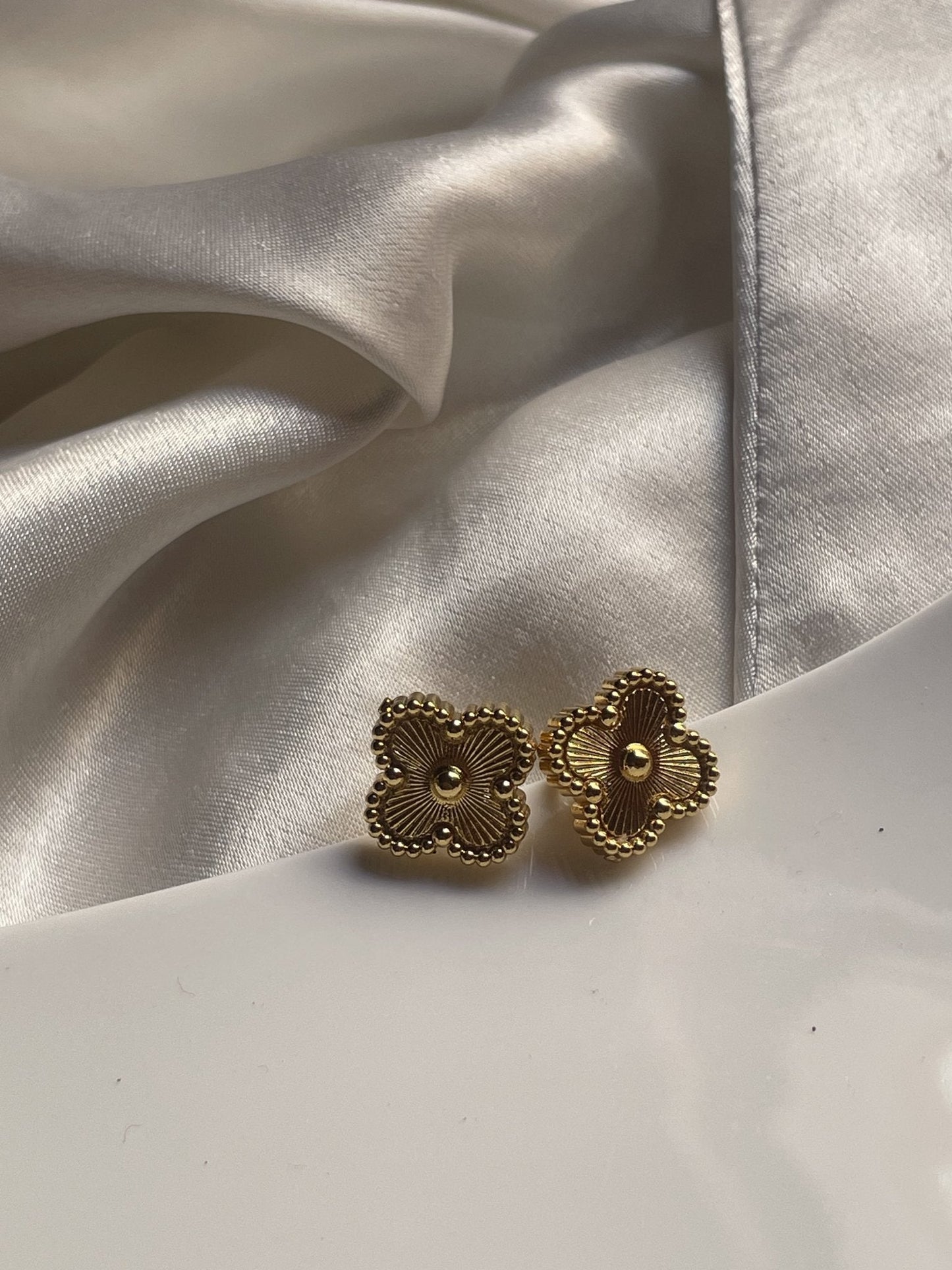 Gilded Bloom Station Earrings - Zella