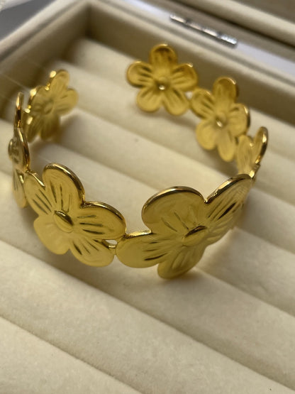 Imperial Floral Cuff - Zella